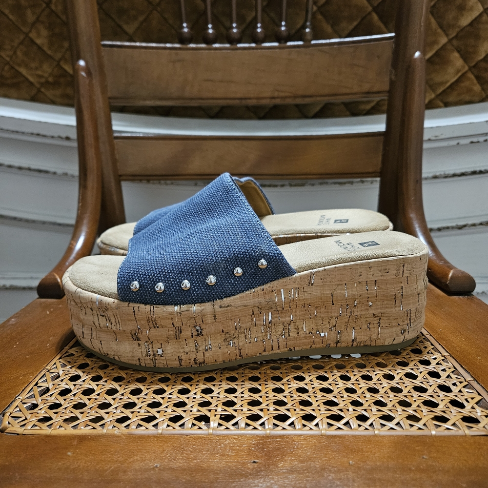 Denim Studded Platform Wedge Sandals 6/6.5 Boho Trendy Comfort - Picture 2 of 4